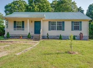 315 Preacher Rd, Charlotte, TN 37036