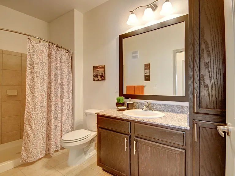 Liberty Pointe — Photo 8