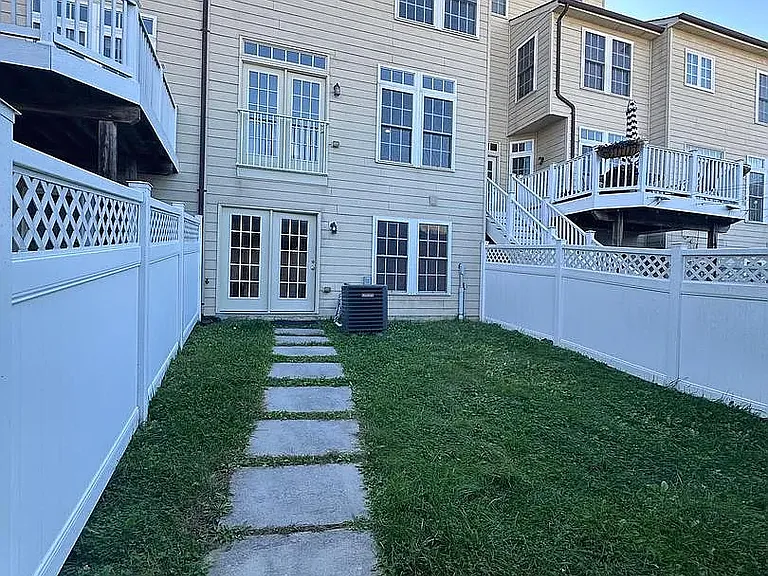9430 Dunraven St #1 — Photo 11