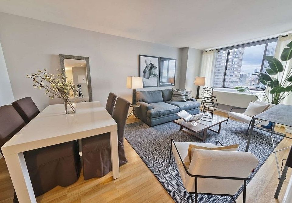 1st image of 520 W 43rd St APT 16G