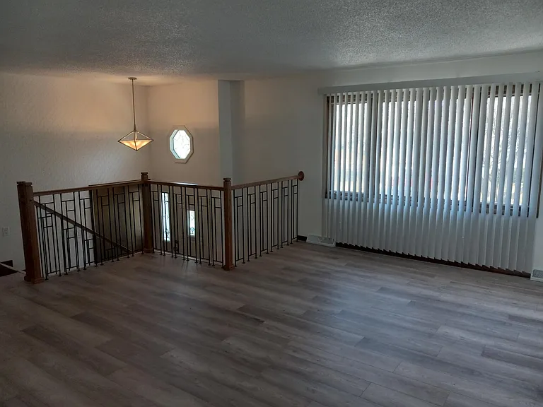 1799 Glenwood Ct — Photo 5