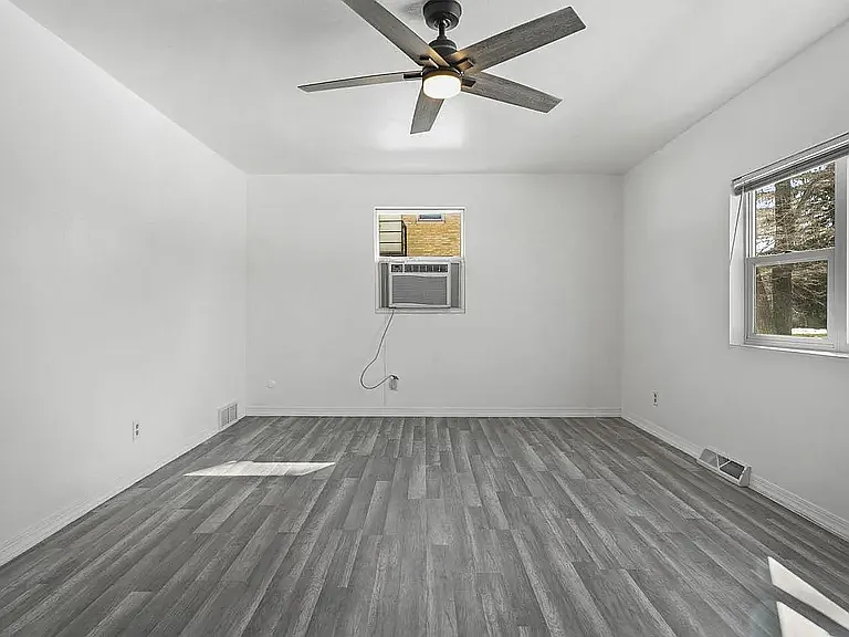 5604 Bjelde Ln #3 — Photo 9