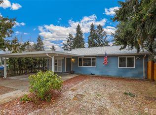 124 Tule Lake Rd E, Tacoma, WA 98445