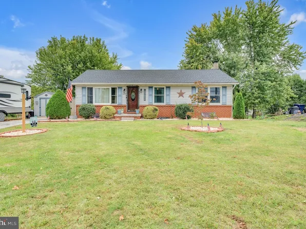 299 Berlin Rd, New Oxford, PA 17350