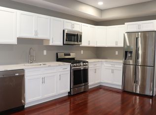 618 Hawley Ave, Bridgeport, CT 06606