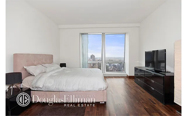 Rented by Douglas Elliman | media 45