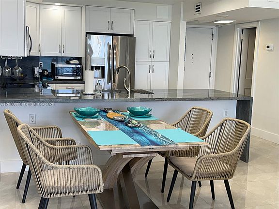 5th image of 5701 Collins Ave APT 908