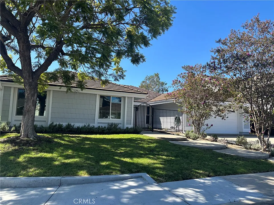 445 S Westridge Cir