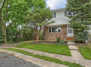 2627 Eisenhower Ct, West Lawn, PA 19609