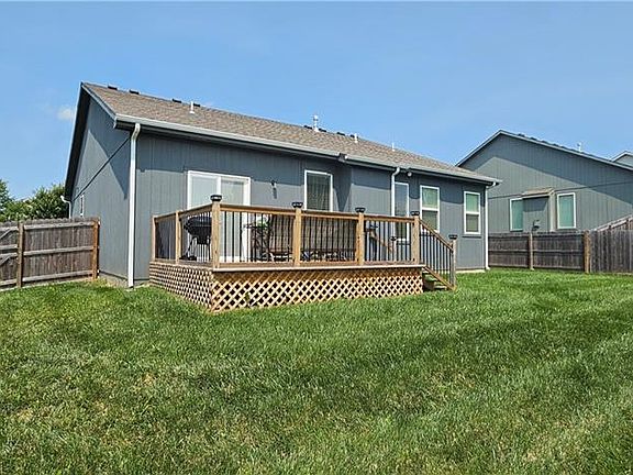 3rd image of 12432 Live Oak Cir
