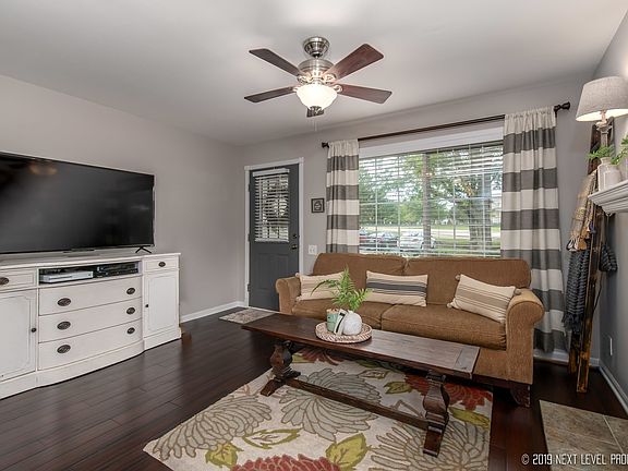 5th image of 442 Thomas Jefferson Ct
