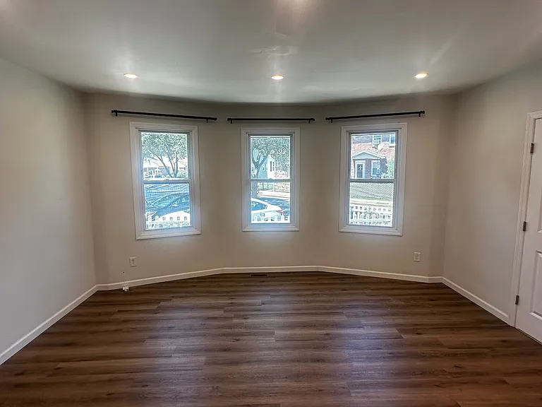 124 Main Ave #1 — Photo 6