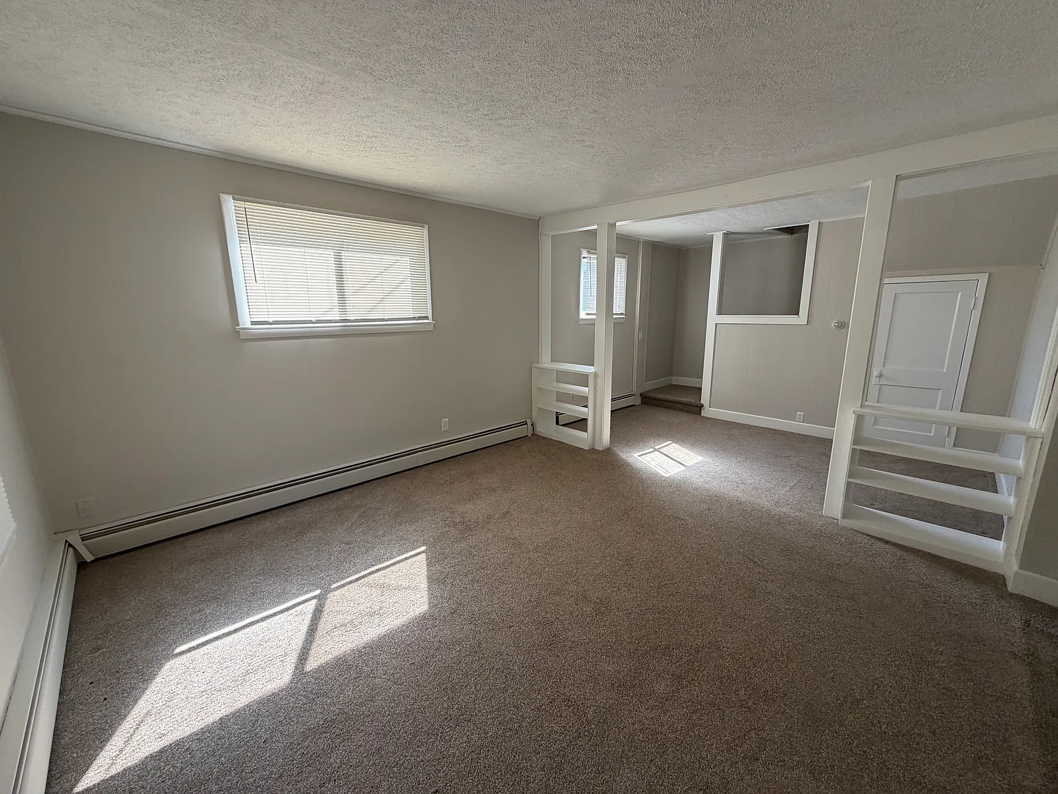 2 bed, 1100 sqft, $1,400 — Photo 3