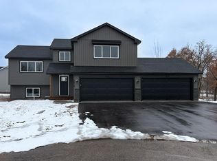 8733 90th Ave, Milaca, MN 56353