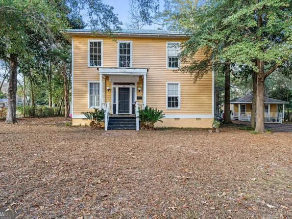 66 Merritt St, Hawkinsville, GA 31036