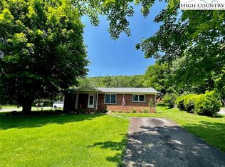 401 N Church Ave, West Jefferson, NC 28694