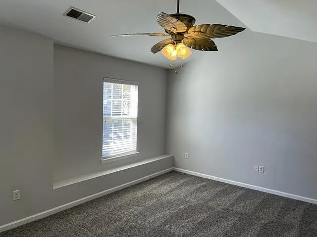 321 Cross Rd — Photo 12