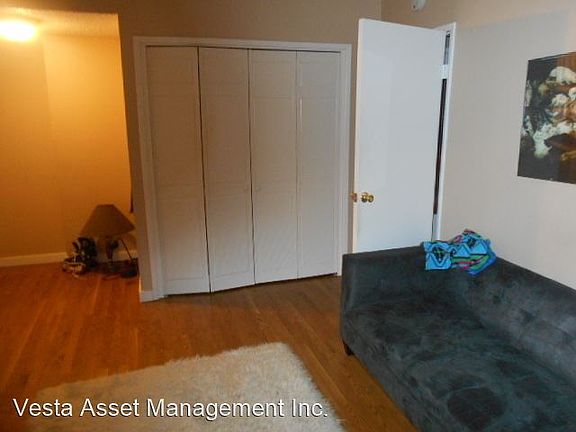 3rd image of 3893 22nd St #3893