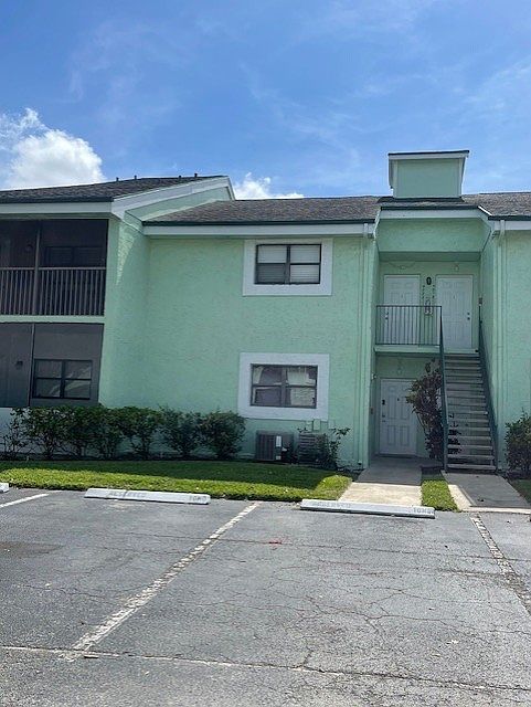 2nd image of 4020 NW 87th Ave