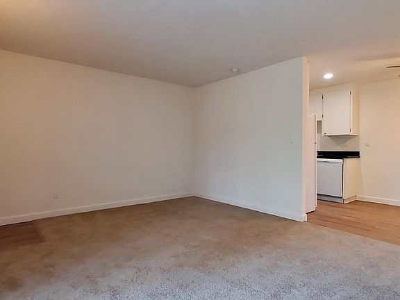 4th image of 420 Alameda Del Prado #450-M