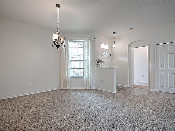 5th image of 435 Bentwood Dr