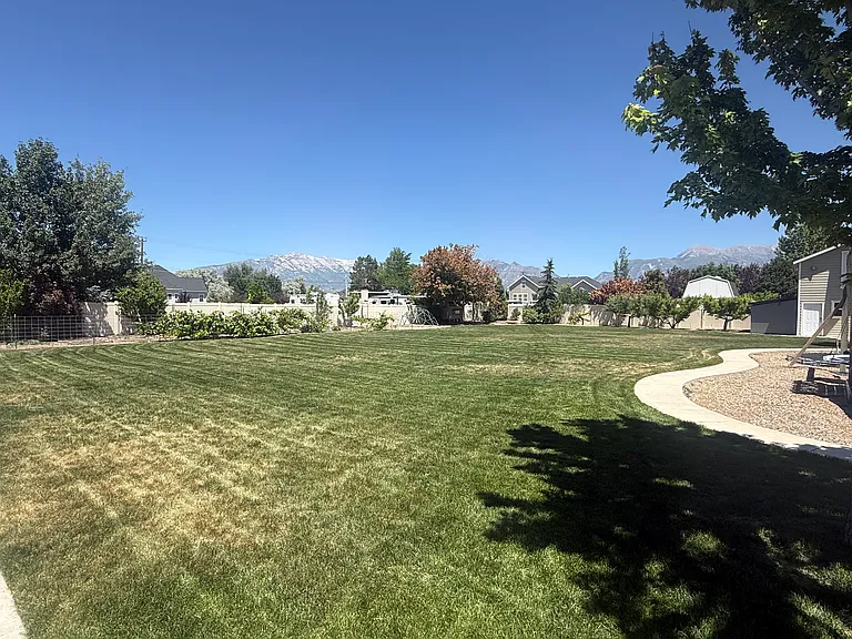 254 N Constitution Dr W — Photo 38