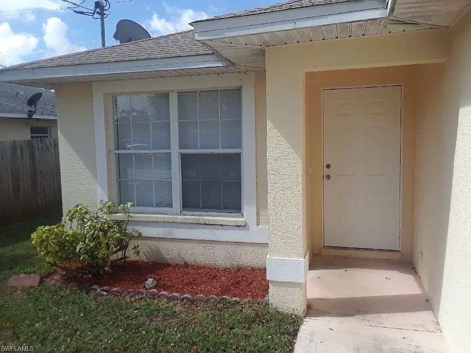 1st image of 526/528 NE 24th Pl