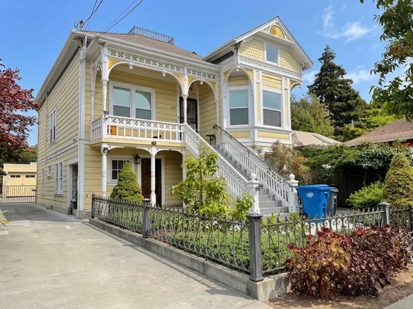 1206 9th St #B, Alameda, CA 94501