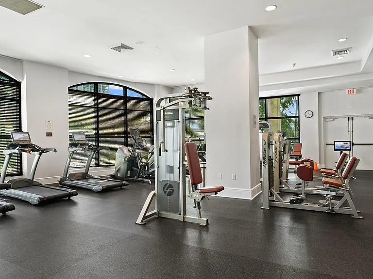 610 W Las Olas Blvd #1016N — Photo 31