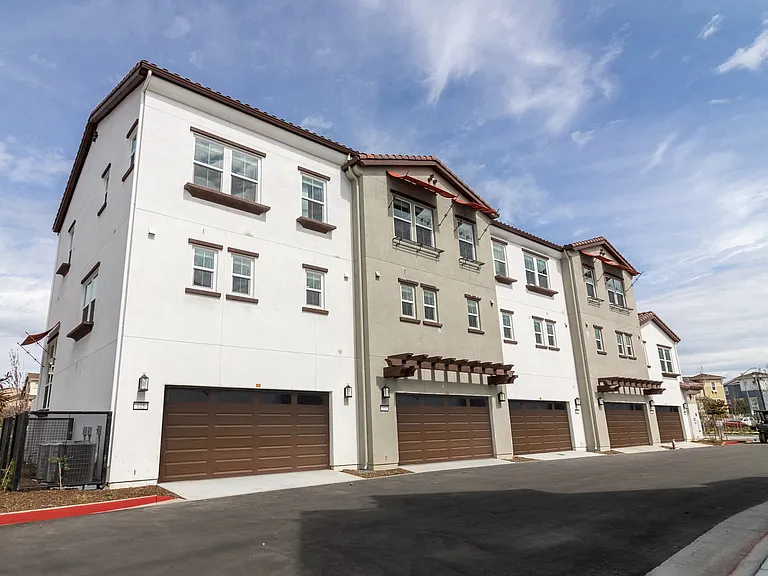 Vida at Morgan Hill — Photo 22