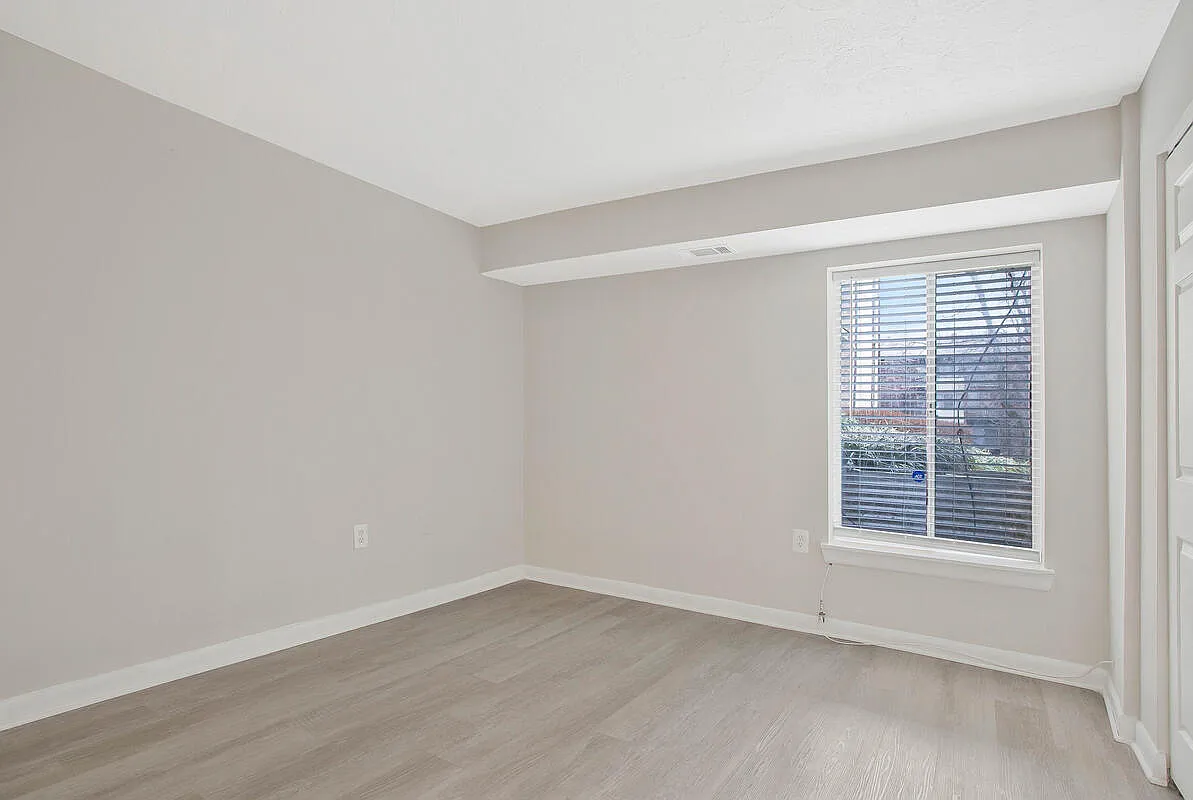 2 bed, 1163 sqft, $2,500 — Photo 4