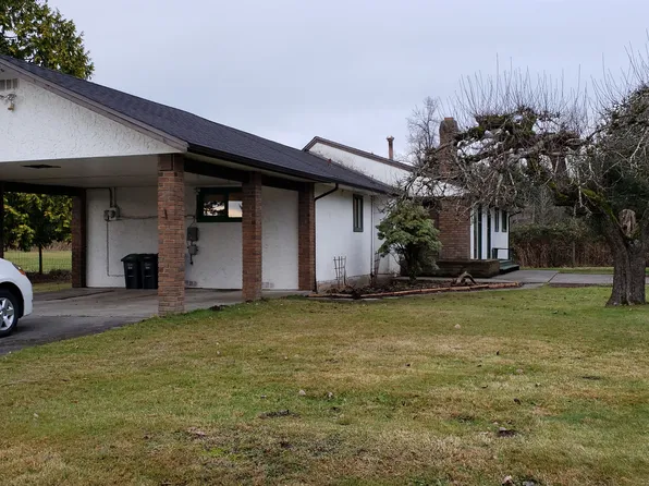 1812 184th St, Surrey, BC V3Z 9V2