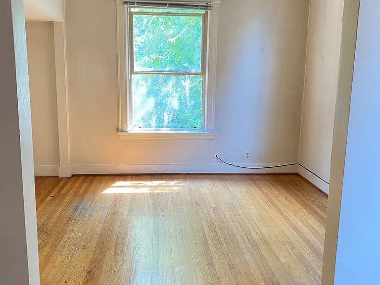 Bancroft Apartments — Photo 2