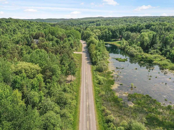 N Nelson Rd, Northport, MI 49670
