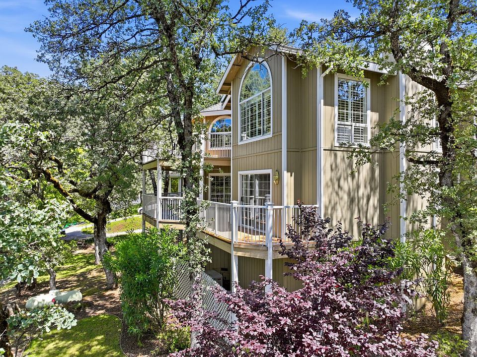 1st image of 18936 Hummingbird Dr