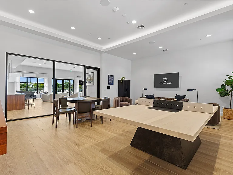 Cortland Royal Palm Beach — Photo 28