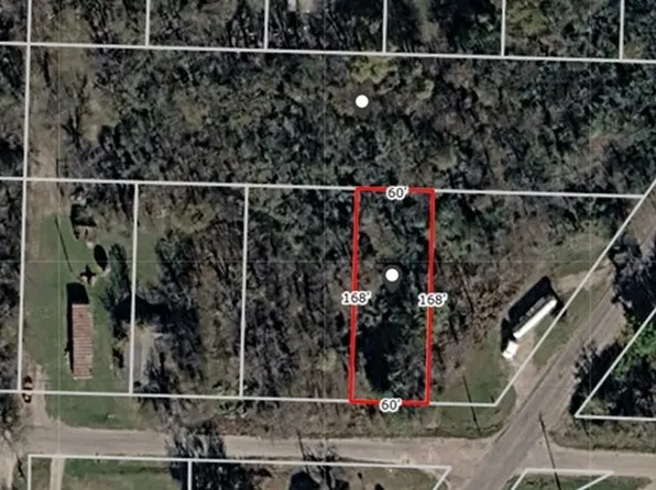 806 W Main St, Ladonia, TX 75449