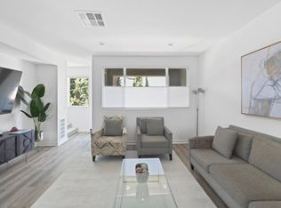 13225 W Lumina Way, Van Nuys, CA