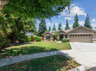 988 E Lexington Ave, Fresno, CA