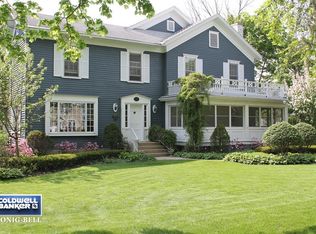 520 Madison St, Lake Geneva, WI 53147