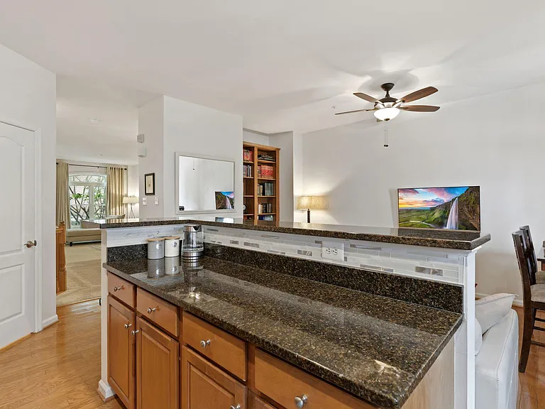 10223 Rutland Round Rd — Photo 16