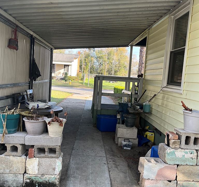 2nd image of 518 Dorsett Ave