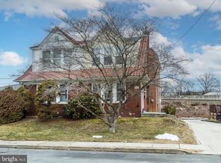 2471 Wynnefield Dr, Havertown, PA 19083