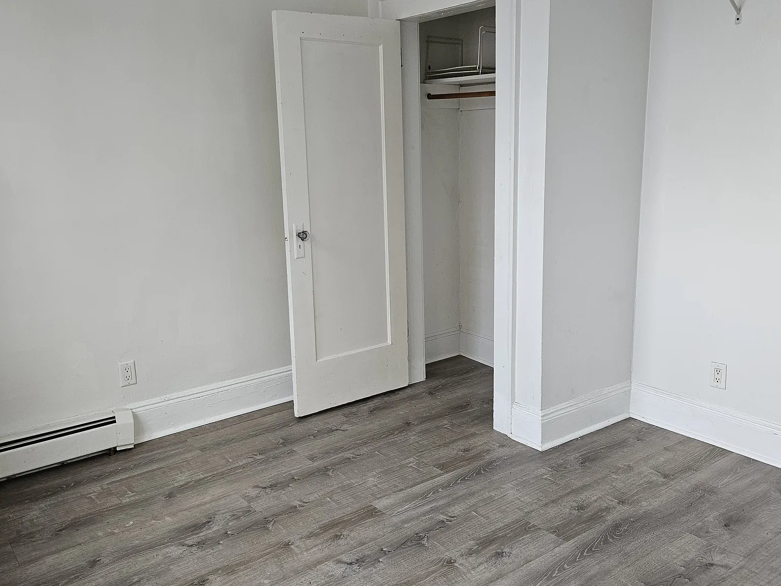 1 bed, 700 sqft, $1,990 — Photo 2