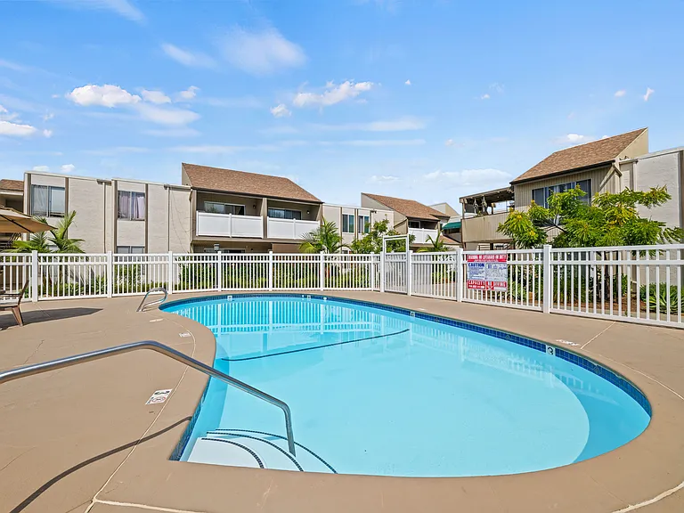 8034 Linda Vista Rd #2G — Photo 11