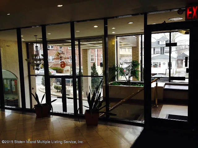 1 bed, 1.0 bath, 725 sqft, $2,000 — Photo 3