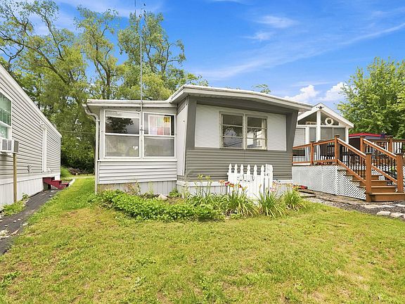 4th image of 2200 W Orland Rd #4