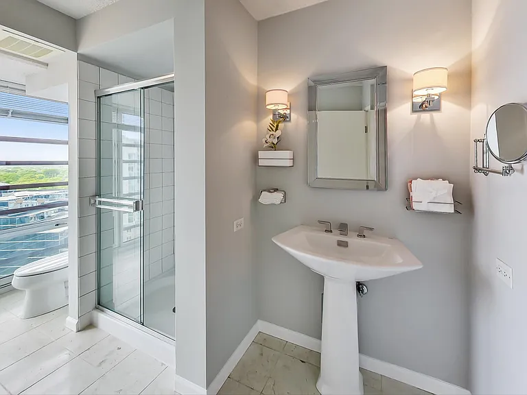 1720 Maple Ave #1570 — Photo 25