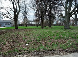 55 Elm Ave, Carpentersville, IL 60110