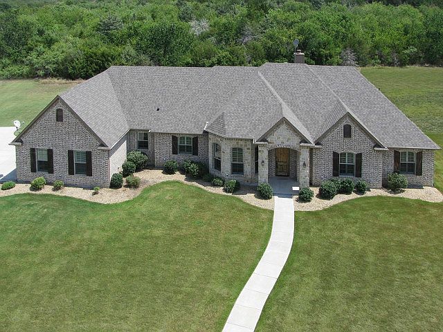 1st image of 3144 Hillview Dr